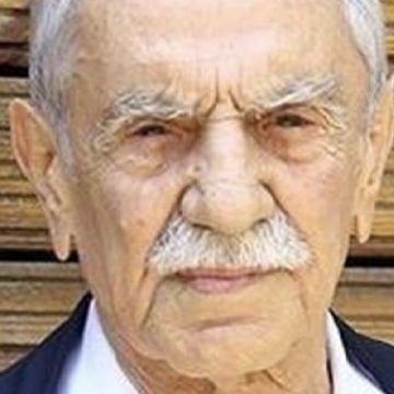 Usta oyuncu Aydemir Akbaş yaşamını yitirdi