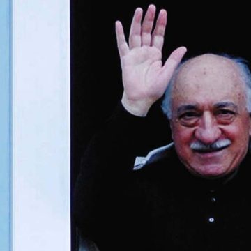 Fethullah Gülen Hocaefendi ruhunun ufkuna yürüdü