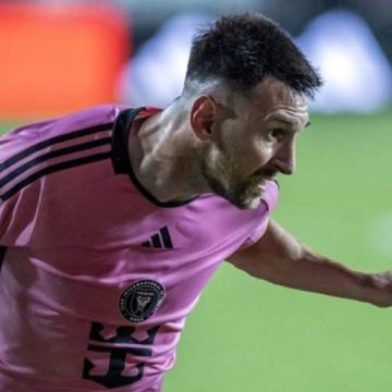 Lionel Messi scores twice as Inter Miami defeat Columbus Crew